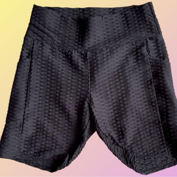 Textured Ruched Booty Black High-Waisted Shorts - Picture 3 of 7